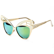 Load image into Gallery viewer, Vivian&#39;s Sunglasses
