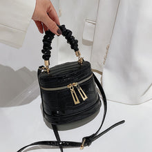 Load image into Gallery viewer, Stone Crocodile Bucket Bags
