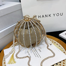 Load image into Gallery viewer, Luxurious Diamond Pearl Evening Bag
