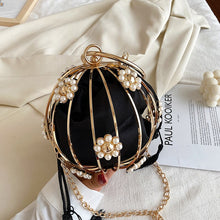 Load image into Gallery viewer, Luxurious Diamond Pearl Evening Bag
