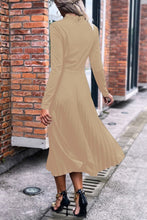 Load image into Gallery viewer, Amber&#39;s Pleated Dress
