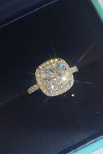 Load image into Gallery viewer, Ms. Linda Gay 3 Carat Moissanite
