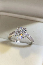 Load image into Gallery viewer, Monae 3 Carat Moissanite
